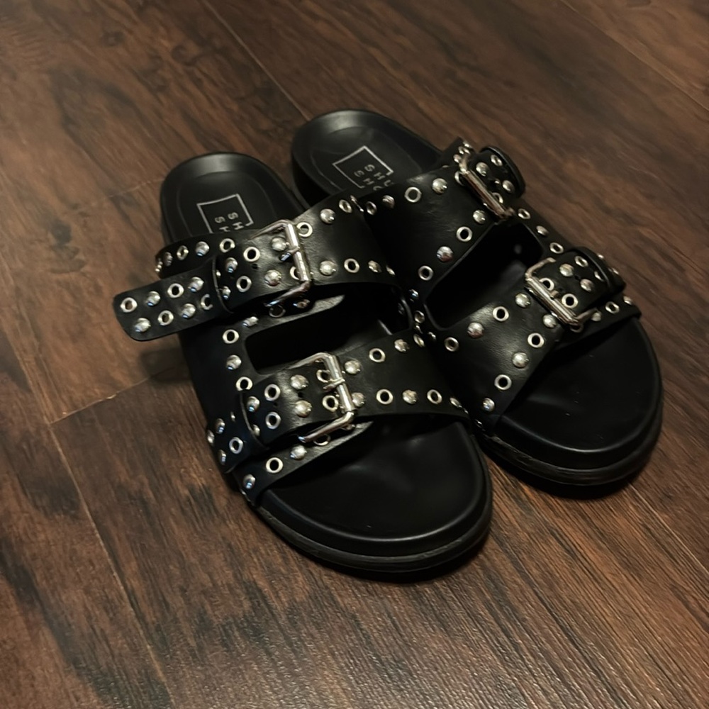 Shu Shop sandals